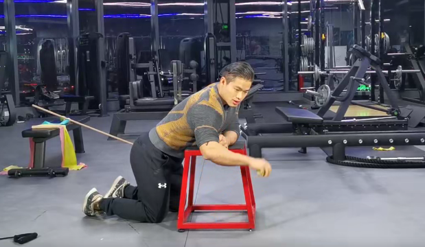 伍登華網(wǎng)球肘恢復(fù)