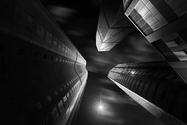 李大偉 黑白攝影·明度建筑風(fēng)格視頻教程百度網(wǎng)盤